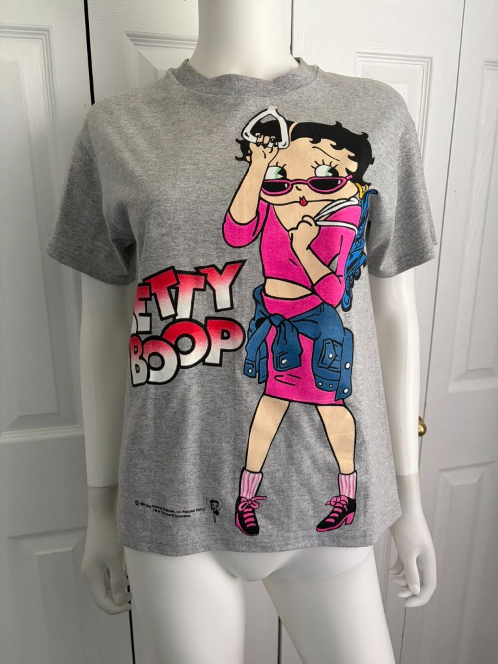 Betty Boop 1996 Train Riding Graphic T Shirt hanes preshunk cotton youth large